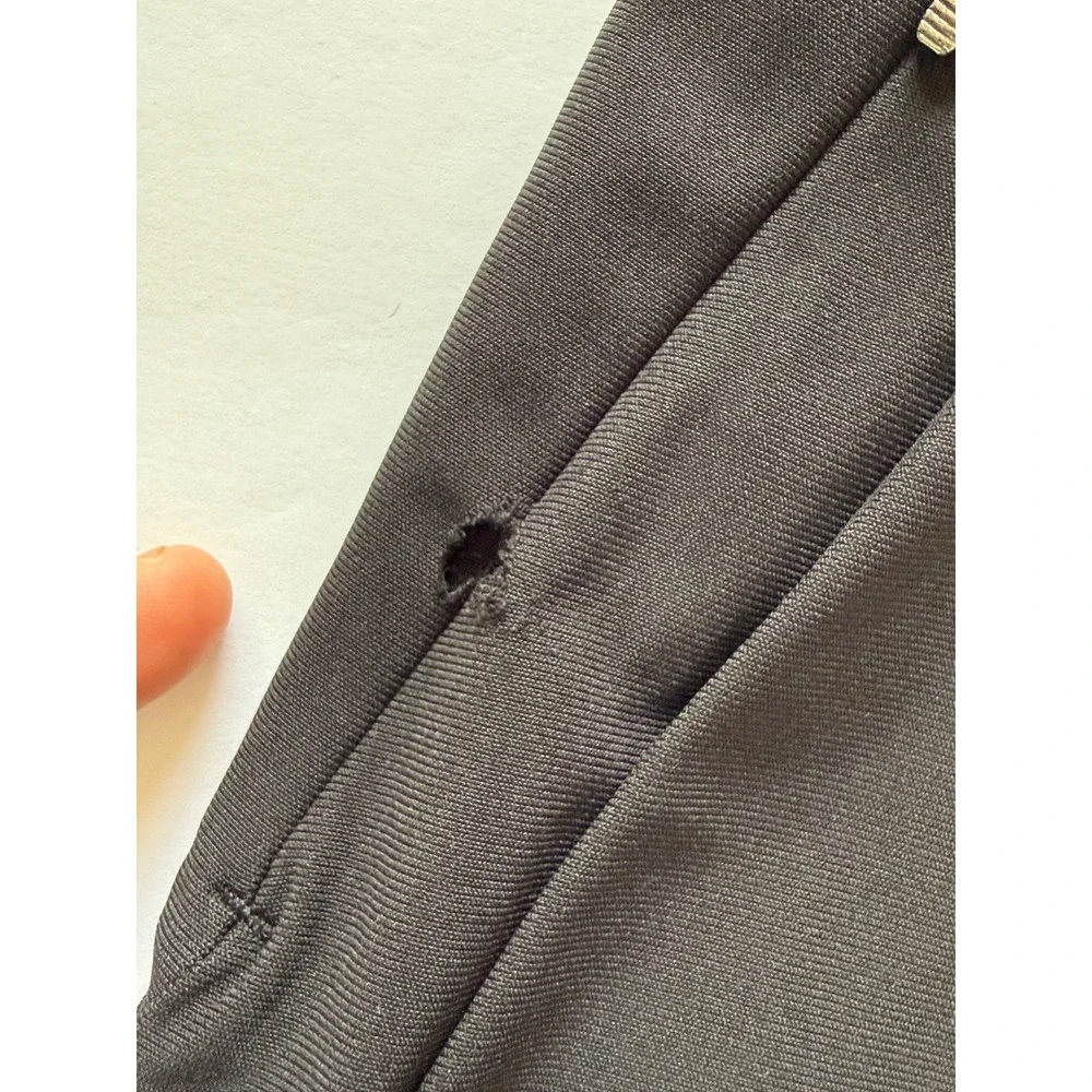 Lululemon Womens Essential Pleated Tapered Trousers Size 4 High Rise Athleisure